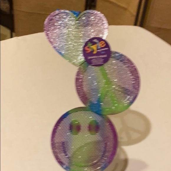 Justice “Smile” Jewelry Tray and Stand - Picture 10 of 10